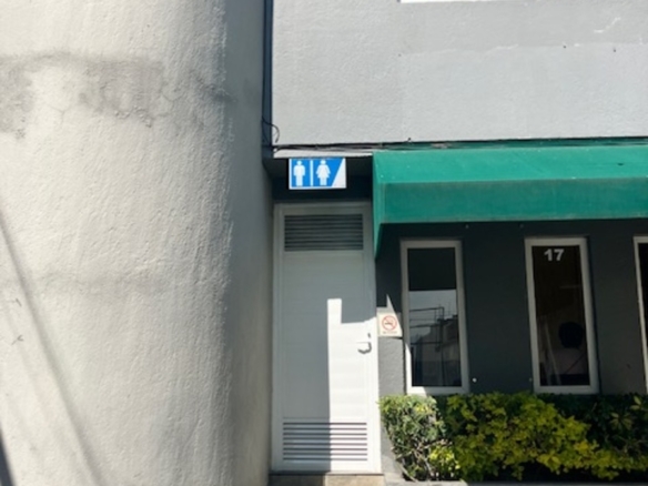 CONSULTORIO U OFICINA DE 10M2 DENTRO DE UNA PLAZA SOBRE AVDA. TOLUCA